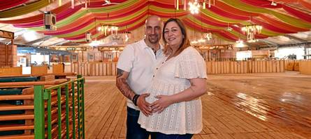 So will eine hochschwangere Festwirtin den Augsburger Herbstplärrer meistern