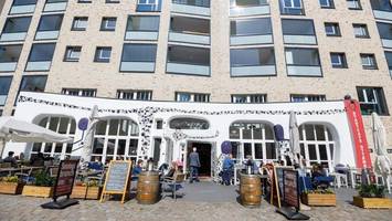 Nach jahrelangem Leerstand: Hundertwasser-Café eröffnet wieder