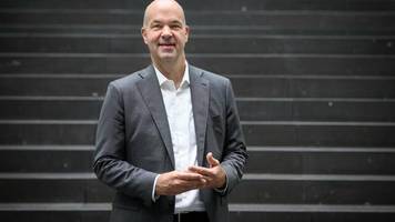 Marcel Fratzscher: DIW-Chef fordert verpflichtendes soziales Jahr für Rentner