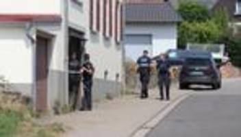 Versuchte Tötung: Verdächtiger nach Messerattacke auf Kind gefasst
