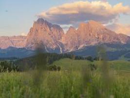 Nach tagelanger Suche: Deutscher Wanderer stirbt bei Sturz in Südtirol