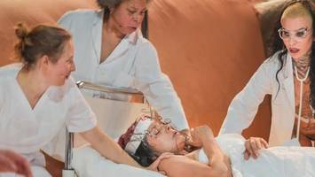 Wie Hamburger Theater mit heftigen Inhalten umgehen