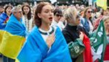 unabhängigkeitstag der ukraine: demos zum ukrainischen unabhängigkeitstag im norden