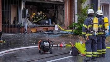 explosion in kosmetikgeschäft – großeinsatz an lübecker straße