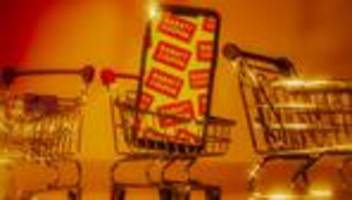 Geld sparen: Es gibt vor allem eine Art, günstiger einzukaufen. Hier kommt sie