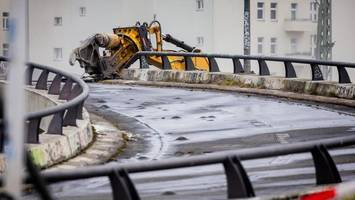 Der Wiederaufbau der Ringbahnbrücke kann zu einem Beispiel werden