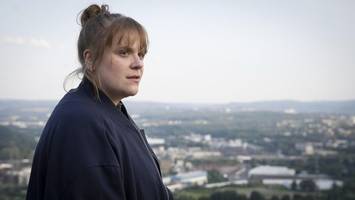 stefanie reinsperger steigt beim „tatort“ aus – bald letzte folge