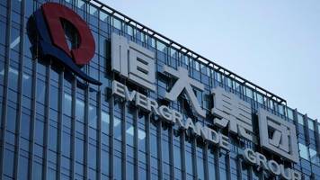immobilien: börsen-ende für chinas krisen-bauträger evergrande