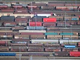 effizienz steigern: bahn will etliche werkstätten bei cargo-tochter schließen