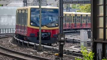 Verkehrssenatorin über die S-Bahn: Wann sich die Lage bessern soll