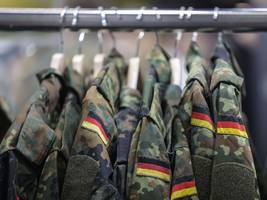 Bundesregierung: Außenminister macht Weg für neues Wehrdienst-Gesetz frei