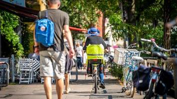 bessere bedingungen für hamburgs fußgänger – der grund überrascht