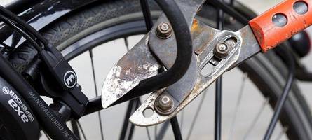 Fahrräder waren abgeschlossen: Unbekannte stehlen Bikes in Lechhausen