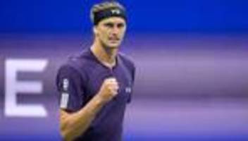 US Open der Tennisprofis: Zverev glückt Neuanfang in New York - Kontakt zu den Nadals