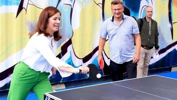 Wie Sportangebote Gewalt in Berliner Freibädern stoppen sollen