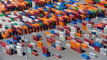 Trump-Zölle belasten deutsche Industrie – Härtere EU-Linie gefordert