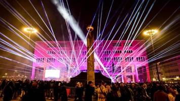 Lasershow, Feuerwerk, Flohmarkt: So feiert Meckelfeld sein Dorffest