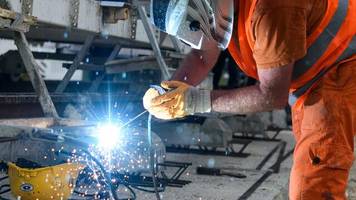 Frühindikator: Weniger Arbeitslose? Forscher sehen Trendwende am Arbeitsmarkt
