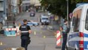 staatsanwaltschaft: polizist mit waffe von kommissaranwärter getötet