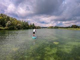 SUP-Fahren: Wild paddeln