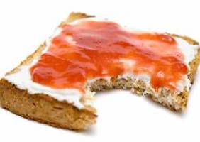 Öko-Test frühstückt: Zwei Erdbeermarmeladen sind mangelhaft