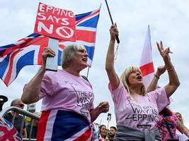 Großbritannien: Der Rechtspopulist im Nacken des Premiers