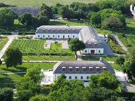 Hatvanpuszta in Ungarn: „Orbáns Versailles“ strahlt im Sommerloch