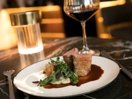 Essen in München: Wie man an günstige Plätze in der Sternegastronomie kommt