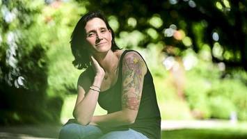 Lena überlebte Analkrebs: „Konnte vor Schmerzen kaum sitzen“