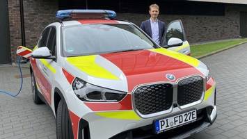 Erstes E-Rettungsauto verstärkt Leitstelle – was der Wagen kann