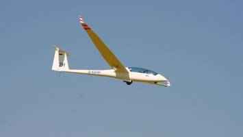 Tag des Segelfliegens mit Flugshow und Probeflug in Boberg