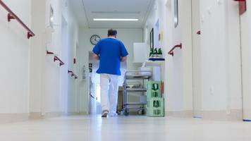 klinikmisere: studie: drei viertel der krankenhäuser in den roten zahlen
