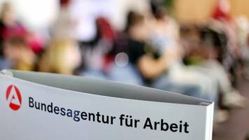 Hoch wie lang nicht: Arbeitslosenzahl übersteigt Drei-Millionen-Grenze