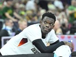 Fan-Skandal bei Basketball-EM: Affengeräusche machen Dennis Schröder fassungslos