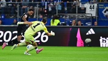Zu lange gezögert? Heuer Fernandes erklärt das Tor zum 0:2