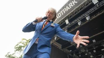 Helge Schneider im Stadtpark: Mit 70 macht der Musik-Clown Pause(n)