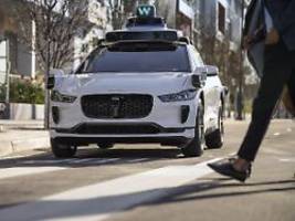 Autonomes Fahren: Wie selbstständig sind Roboterautos wirklich?