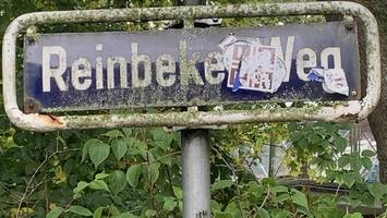 Ärger über bergedorfs straßenschilder: namen kaum noch lesbar