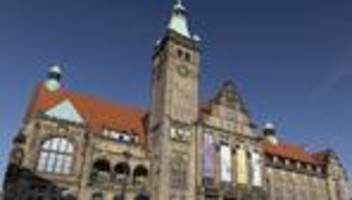 Chemnitz: AfD ist im Chemnitzer Stadtrat künftig mit zwei Fraktionen vertreten