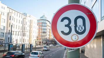 Berliner Senat schafft Tempo 30 ab – an diesen 23 Hauptstraßen