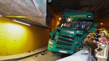 nach lkw-crash: tiergartentunnel bleibt richtung moabit dicht