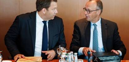 ARD-Deutschlandtrend: Mehrheit der Deutschen will Reiche stärker besteuern