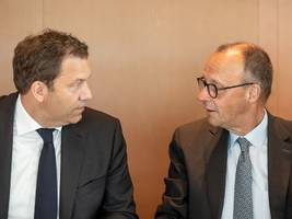 steuerpolitik: merz und klingbeil sollten sich die steuermilliarden bei reichen erben holen