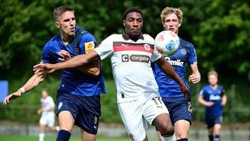 Afolayan trifft per Hacke: St. Pauli spielt 1:1 bei Holstein Kiel