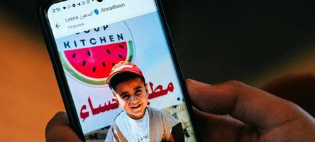 Wie palästinensisch-stämmige Amerikaner versuchen, Lebensmittel für Gaza zu organisieren