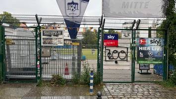 berlin-mitte: frust wegen gesperrtem fußballplatz-platz