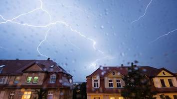 Hitze und Starkregen: So schützen Sie Ihr Haus vor Extremwetter