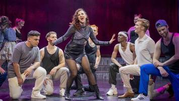 musical „fame“ in altona: „handys sind hier für alle verboten!“