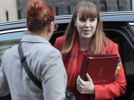 großbritannien: regierungskrise in london: starmers vize tritt zurück