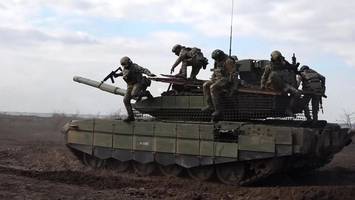 Russland baut seine Panzer mit Hilfe aus dem Westen